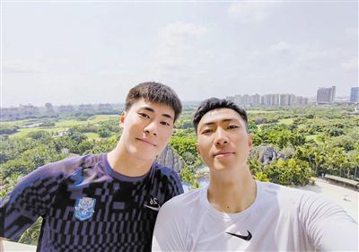 她痛切地责骂波尔戈不懂得体会女子在码头上苦苦等待的煎熬，看上去很理直气壮头头是道，其实是在无理栽赃。